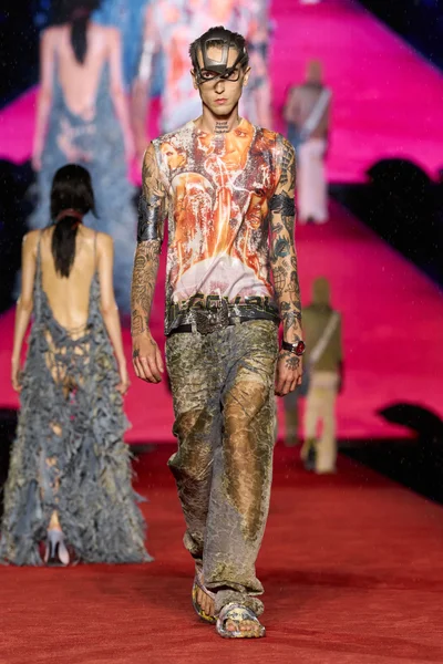 Look 36